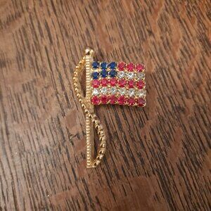 Vintage American Flag Rhinestone Brooch